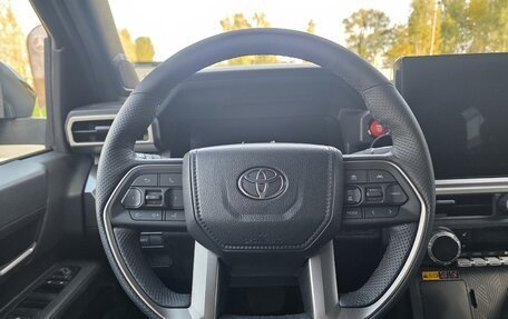 Toyota Tacoma, 2024 год, 9 500 000 рублей, 24 фотография