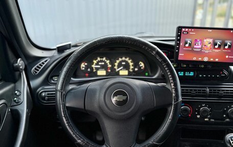 Chevrolet Niva I рестайлинг, 2018 год, 790 000 рублей, 11 фотография