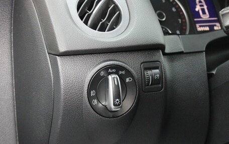 Volkswagen Tiguan I, 2012 год, 890 000 рублей, 11 фотография