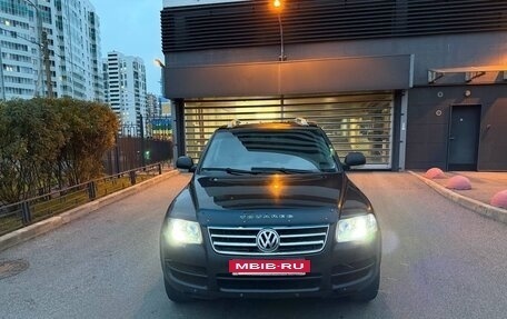 Volkswagen Touareg III, 2006 год, 685 000 рублей, 2 фотография