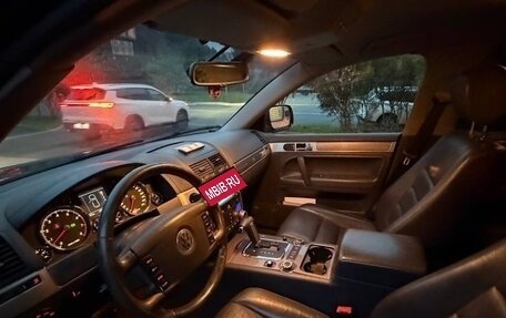 Volkswagen Touareg III, 2006 год, 685 000 рублей, 8 фотография