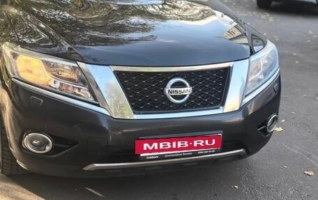 Nissan Pathfinder, 2015 год, 1 400 000 рублей, 11 фотография