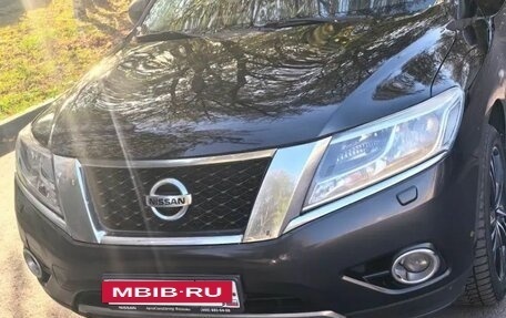 Nissan Pathfinder, 2015 год, 1 400 000 рублей, 32 фотография