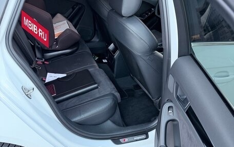 Audi A4, 2014 год, 1 700 000 рублей, 10 фотография