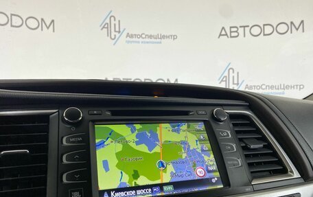 Toyota Highlander III, 2014 год, 2 497 700 рублей, 13 фотография