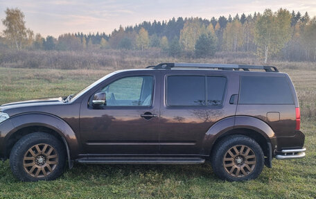 Nissan Pathfinder, 2010 год, 1 450 000 рублей, 3 фотография