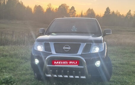 Nissan Pathfinder, 2010 год, 1 450 000 рублей, 11 фотография