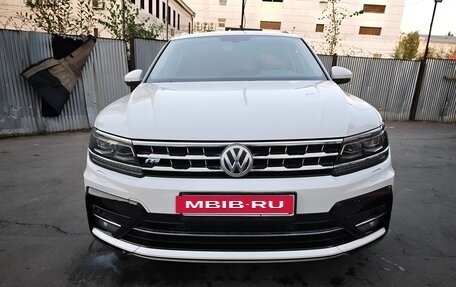 Volkswagen Tiguan II, 2017 год, 2 550 000 рублей, 2 фотография