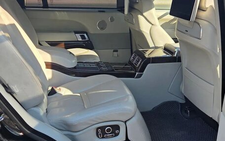 Land Rover Range Rover IV рестайлинг, 2016 год, 4 500 000 рублей, 10 фотография