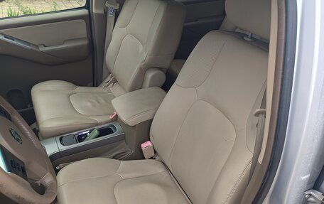 Nissan Pathfinder, 2006 год, 2 000 000 рублей, 10 фотография
