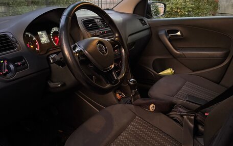 Volkswagen Polo VI (EU Market), 2015 год, 730 000 рублей, 7 фотография