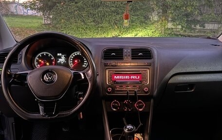 Volkswagen Polo VI (EU Market), 2015 год, 730 000 рублей, 8 фотография
