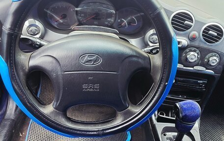 Hyundai Tiburon, 2001 год, 300 000 рублей, 11 фотография