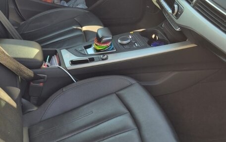 Audi A4, 2019 год, 2 500 000 рублей, 6 фотография