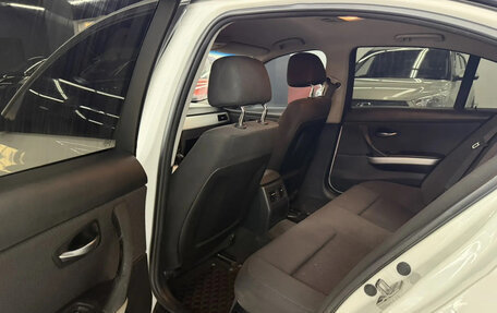 BMW 3 серия, 2010 год, 750 000 рублей, 18 фотография