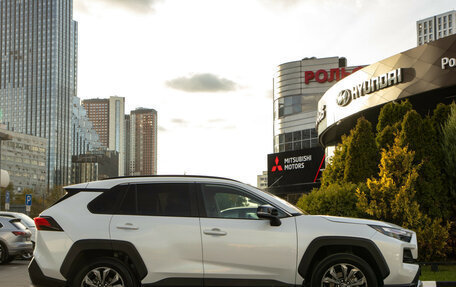 Toyota RAV4, 2023 год, 3 648 000 рублей, 5 фотография