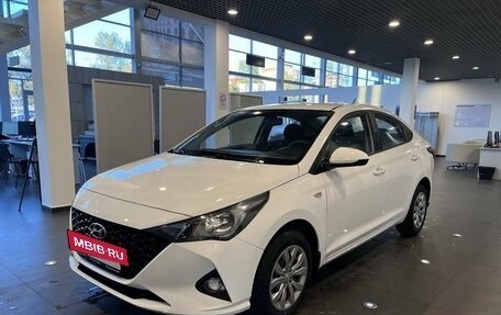 Hyundai Solaris II рестайлинг, 2020 год, 1 745 000 рублей, 7 фотография