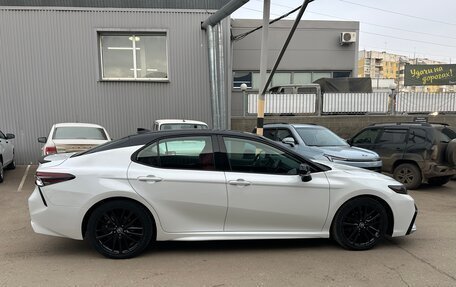 Toyota Camry, 2021 год, 2 900 000 рублей, 20 фотография