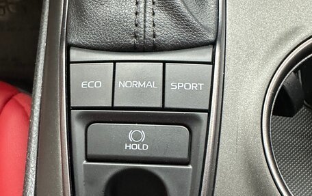 Toyota Camry, 2021 год, 2 900 000 рублей, 18 фотография