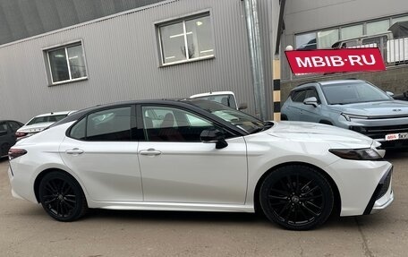 Toyota Camry, 2021 год, 2 900 000 рублей, 19 фотография