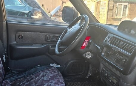 Mitsubishi L200 III рестайлинг, 1998 год, 300 000 рублей, 2 фотография