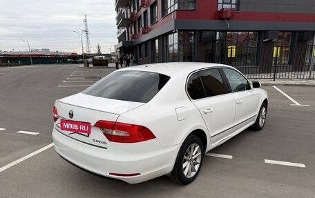 Skoda Superb III рестайлинг, 2013 год, 715 000 рублей, 4 фотография