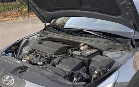 Hyundai Elantra, 2021 год, 1 850 000 рублей, 3 фотография