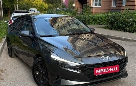 Hyundai Elantra, 2021 год, 1 850 000 рублей, 11 фотография