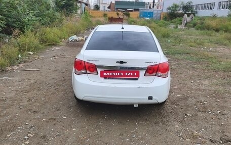 Chevrolet Cruze II, 2011 год, 600 000 рублей, 4 фотография