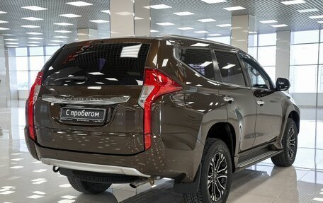 Mitsubishi Pajero Sport III рестайлинг, 2018 год, 2 996 000 рублей, 2 фотография