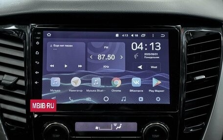 Mitsubishi Pajero Sport III рестайлинг, 2018 год, 2 996 000 рублей, 13 фотография