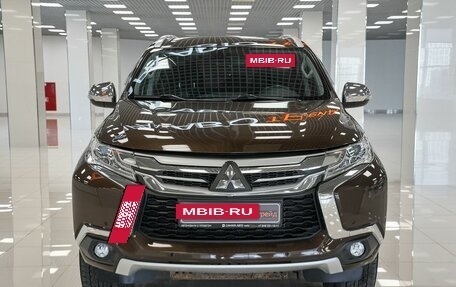 Mitsubishi Pajero Sport III рестайлинг, 2018 год, 2 996 000 рублей, 7 фотография