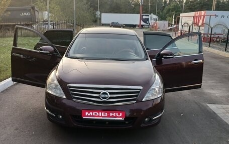 Nissan Teana, 2011 год, 900 000 рублей, 1 фотография