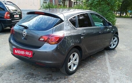 Opel Astra J, 2012 год, 550 000 рублей, 4 фотография
