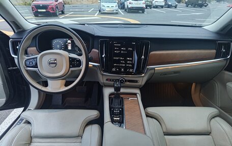 Volvo S90 II рестайлинг, 2020 год, 3 800 000 рублей, 16 фотография