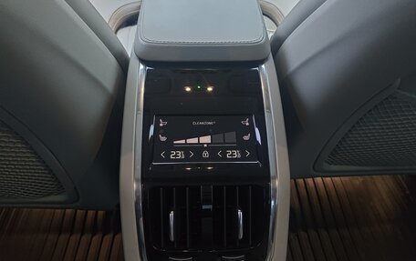 Volvo S90 II рестайлинг, 2020 год, 3 800 000 рублей, 17 фотография