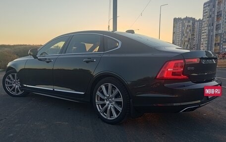 Volvo S90 II рестайлинг, 2020 год, 3 800 000 рублей, 9 фотография
