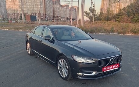 Volvo S90 II рестайлинг, 2020 год, 3 800 000 рублей, 7 фотография