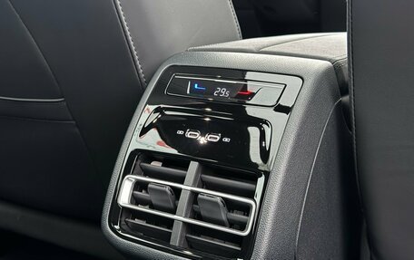 Volkswagen Tiguan, 2026 год, 4 700 000 рублей, 17 фотография