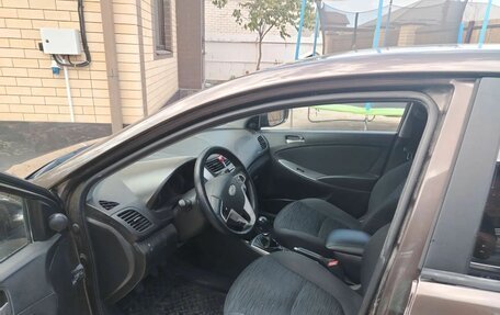 Hyundai Solaris II рестайлинг, 2014 год, 750 000 рублей, 8 фотография