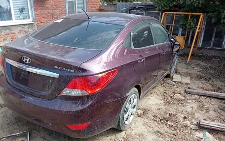 Hyundai Solaris II рестайлинг, 2012 год, 350 000 рублей, 6 фотография