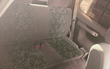 Nissan Prairie III, 1996 год, 370 000 рублей, 14 фотография