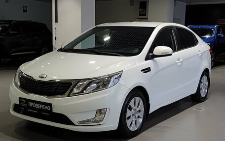 KIA Rio III рестайлинг, 2013 год, 697 000 рублей, 5 фотография