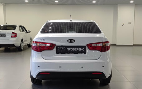 KIA Rio III рестайлинг, 2013 год, 697 000 рублей, 10 фотография