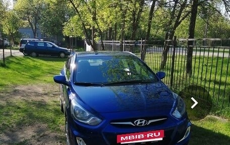 Hyundai Solaris II рестайлинг, 2013 год, 850 000 рублей, 8 фотография