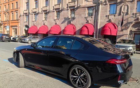 BMW 5 серия, 2025 год, 7 400 000 рублей, 6 фотография