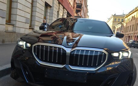 BMW 5 серия, 2025 год, 7 400 000 рублей, 5 фотография