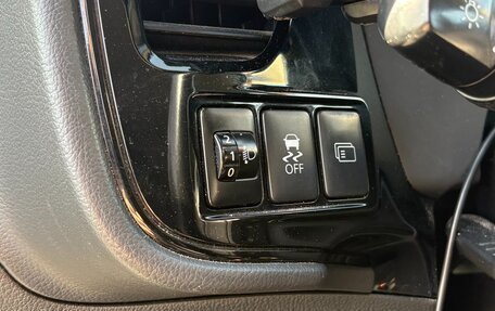 Mitsubishi Outlander III рестайлинг 3, 2016 год, 1 550 000 рублей, 16 фотография