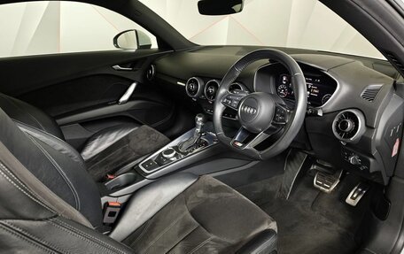 Audi TT, 2017 год, 2 495 000 рублей, 18 фотография