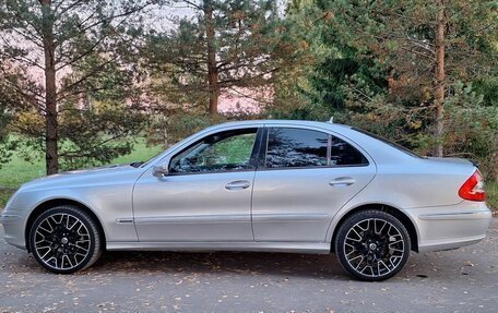Mercedes-Benz E-Класс, 2007 год, 750 000 рублей, 3 фотография